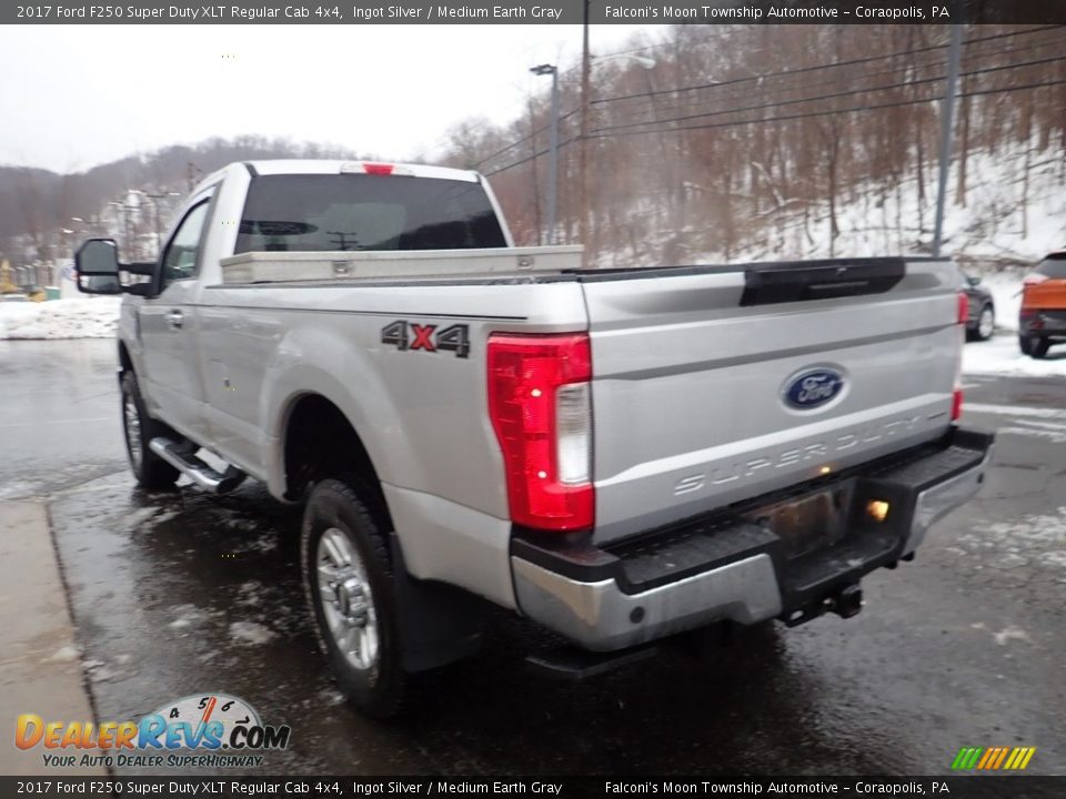 2017 Ford F250 Super Duty XLT Regular Cab 4x4 Ingot Silver / Medium Earth Gray Photo #4