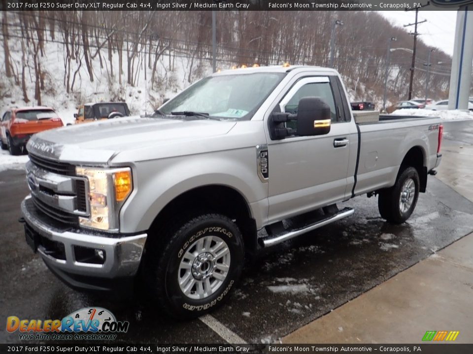 2017 Ford F250 Super Duty XLT Regular Cab 4x4 Ingot Silver / Medium Earth Gray Photo #6