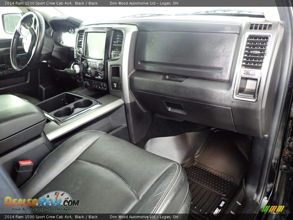 2014 Ram 1500 Sport Crew Cab 4x4 Black / Black Photo #36