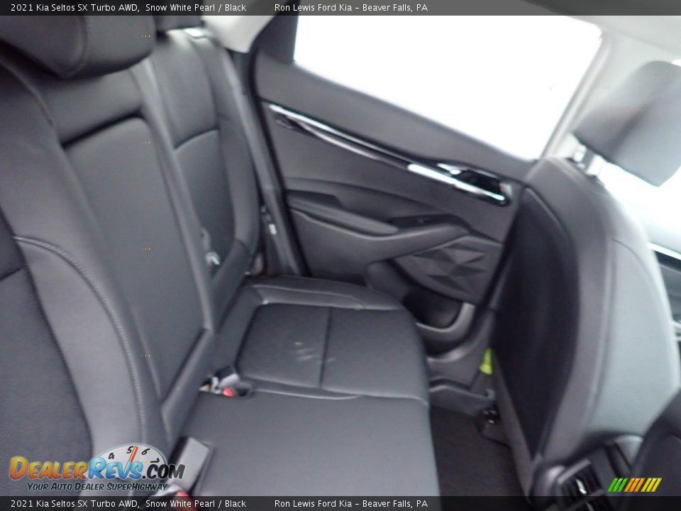 2021 Kia Seltos SX Turbo AWD Snow White Pearl / Black Photo #10