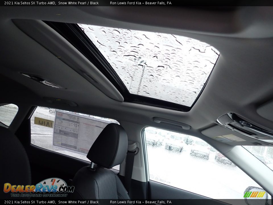 2021 Kia Seltos SX Turbo AWD Snow White Pearl / Black Photo #13