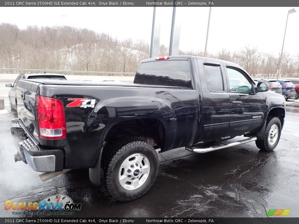 2011 GMC Sierra 2500HD SLE Extended Cab 4x4 Onyx Black / Ebony Photo #9