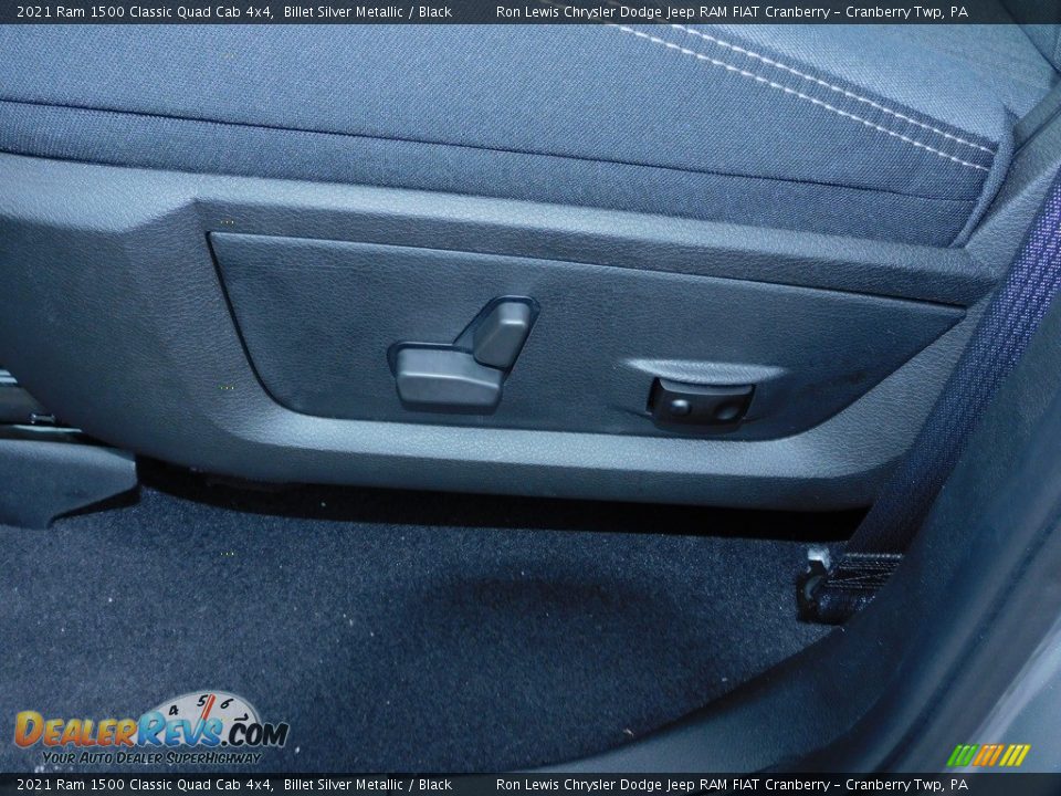 2021 Ram 1500 Classic Quad Cab 4x4 Billet Silver Metallic / Black Photo #12