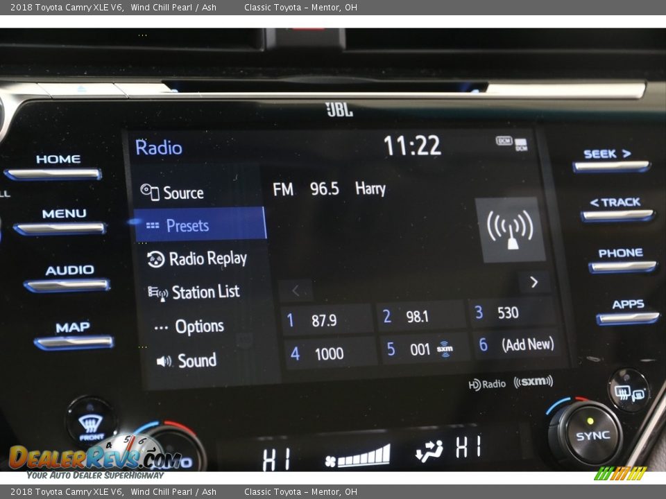 2018 Toyota Camry XLE V6 Wind Chill Pearl / Ash Photo #11