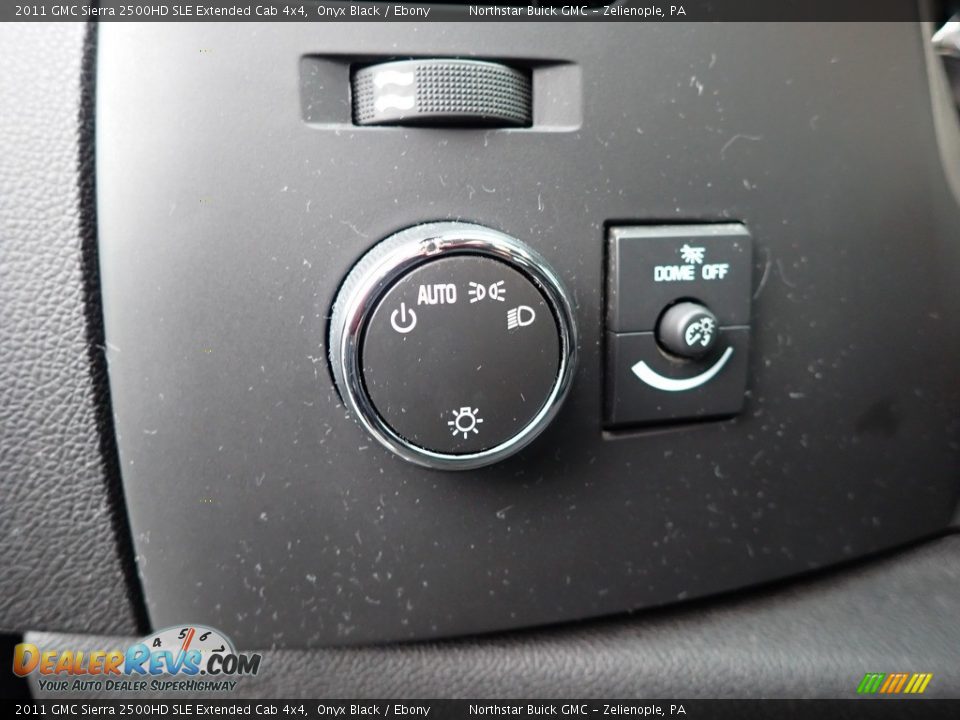 2011 GMC Sierra 2500HD SLE Extended Cab 4x4 Onyx Black / Ebony Photo #26