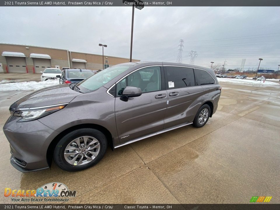 2021 Toyota Sienna LE AWD Hybrid Predawn Gray Mica / Gray Photo #1