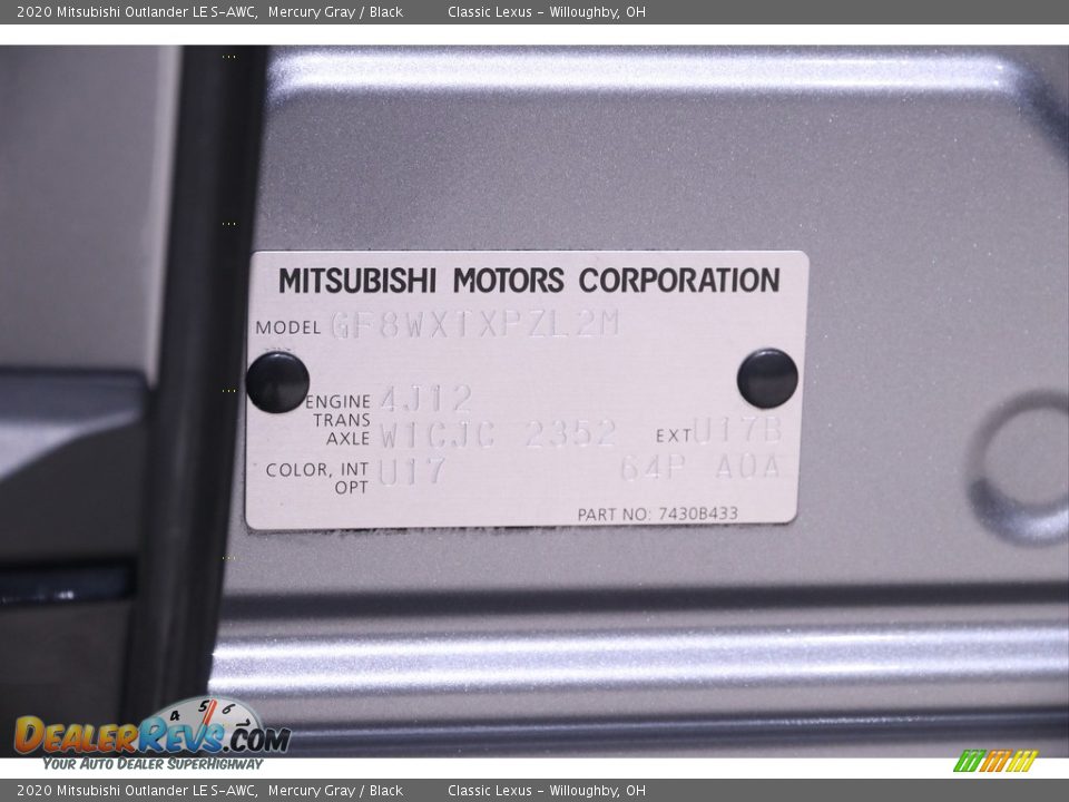 2020 Mitsubishi Outlander LE S-AWC Mercury Gray / Black Photo #26