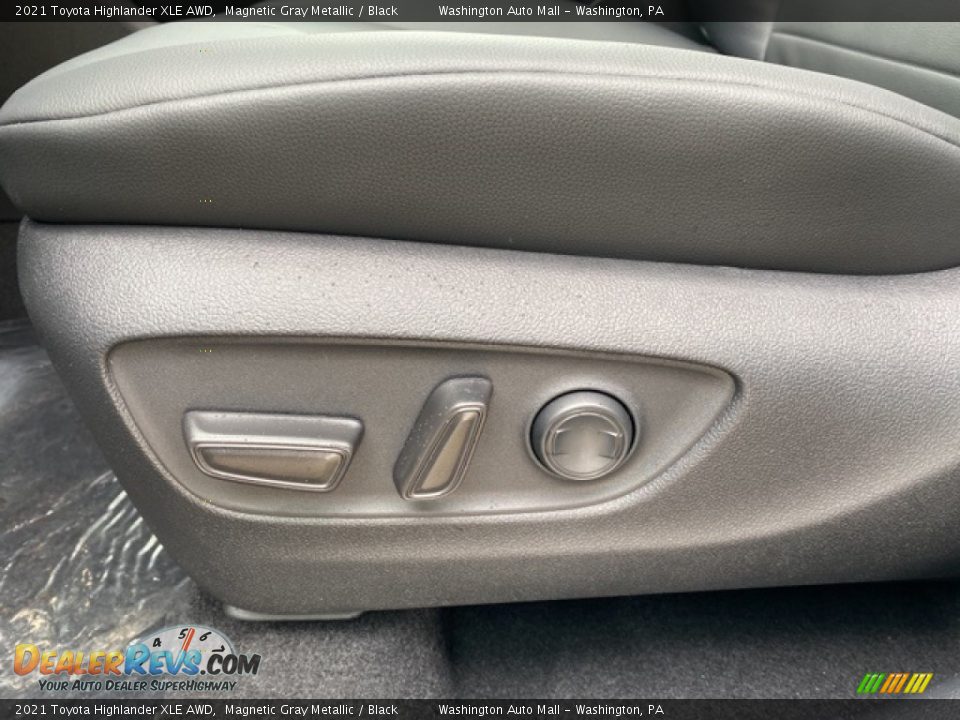 2021 Toyota Highlander XLE AWD Magnetic Gray Metallic / Black Photo #23
