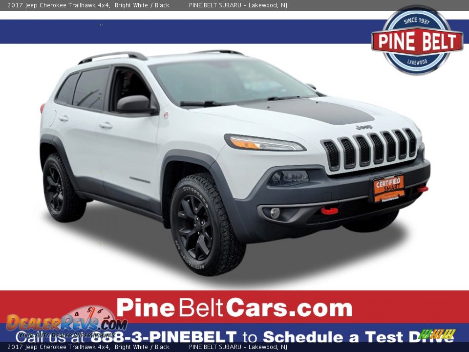 2017 Jeep Cherokee Trailhawk 4x4 Bright White / Black Photo #1