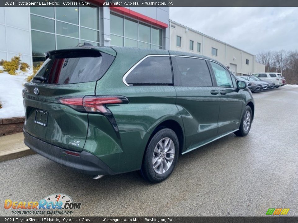 2021 Toyota Sienna LE Hybrid Cypress / Gray Photo #13