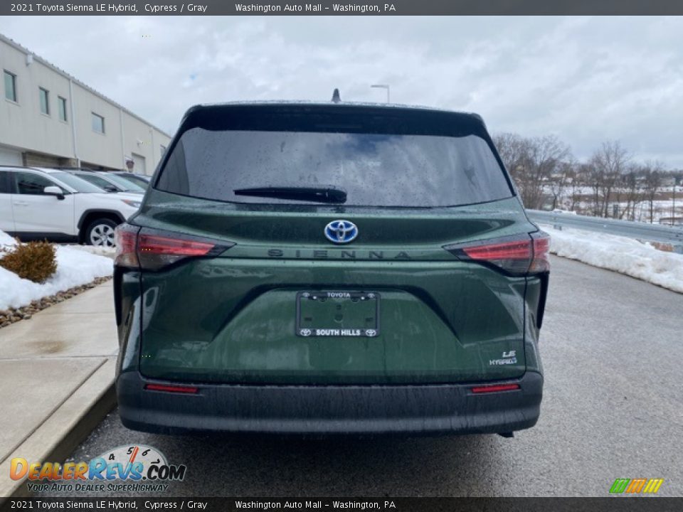 2021 Toyota Sienna LE Hybrid Cypress / Gray Photo #14