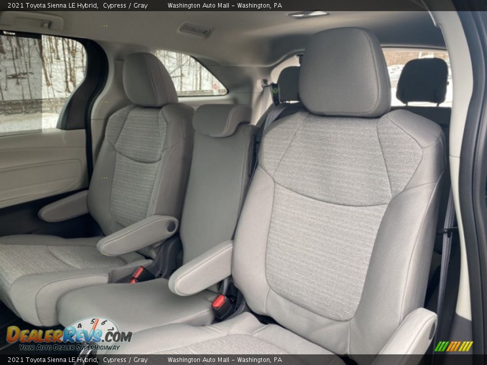 Rear Seat of 2021 Toyota Sienna LE Hybrid Photo #30