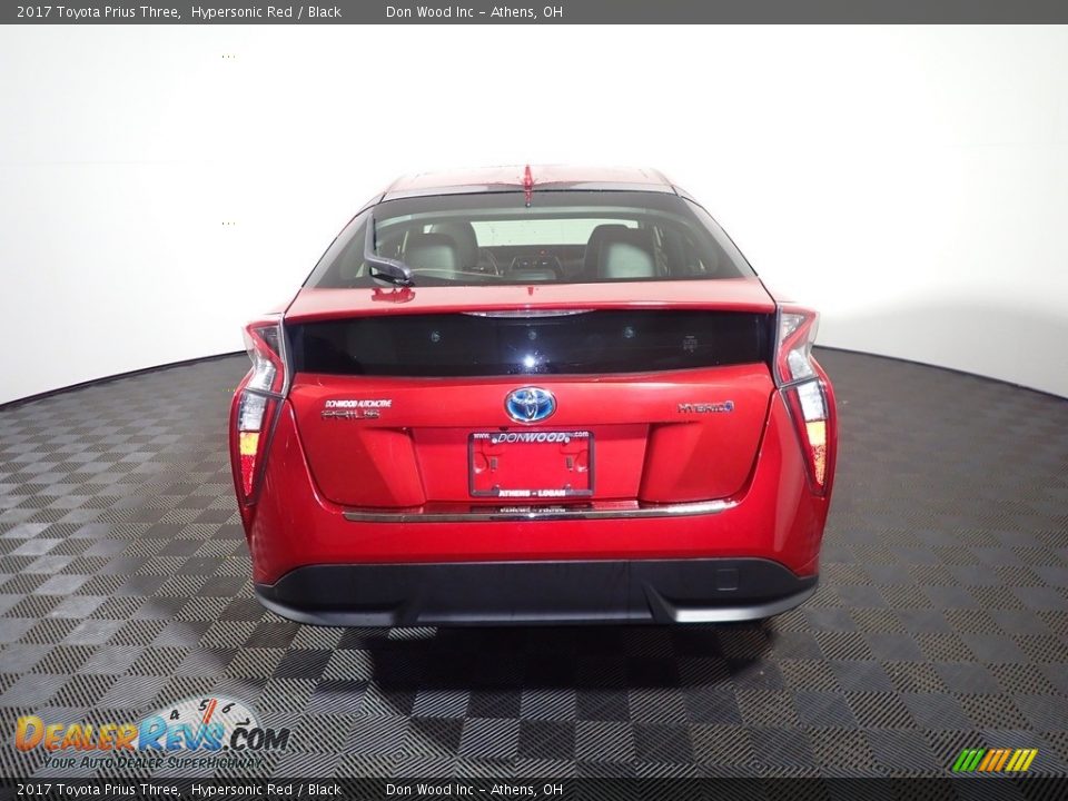 2017 Toyota Prius Three Hypersonic Red / Black Photo #14