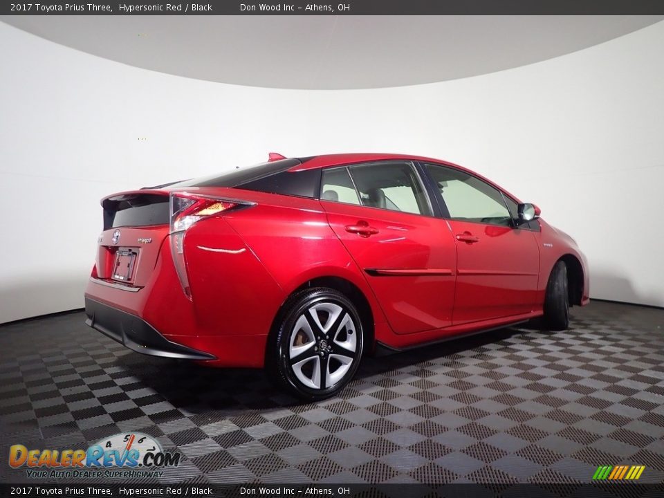 2017 Toyota Prius Three Hypersonic Red / Black Photo #17