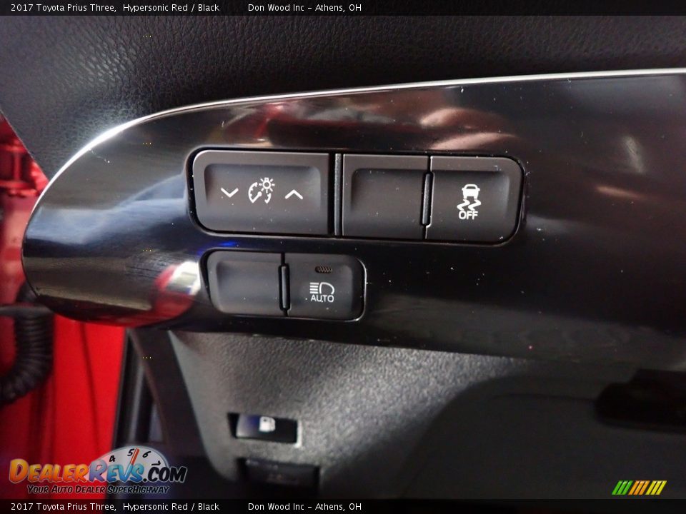 2017 Toyota Prius Three Hypersonic Red / Black Photo #32