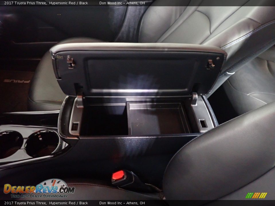 2017 Toyota Prius Three Hypersonic Red / Black Photo #34