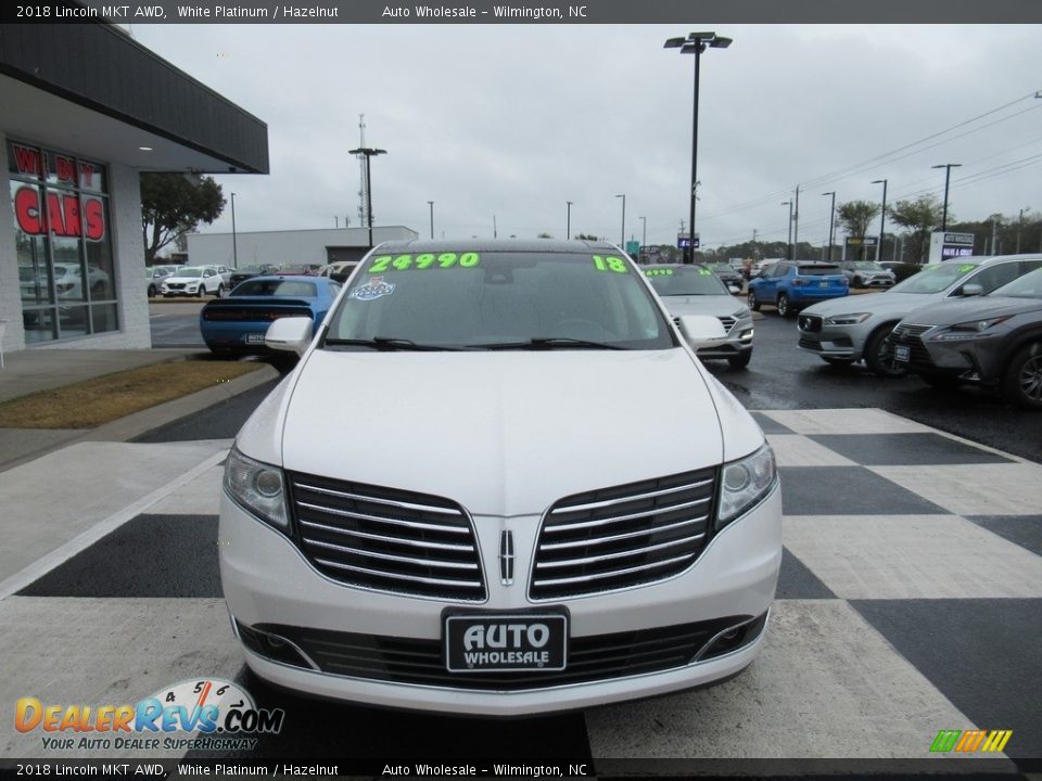 2018 Lincoln MKT AWD White Platinum / Hazelnut Photo #2