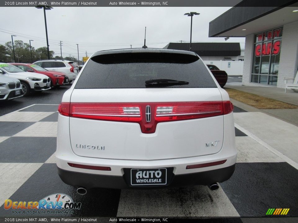 2018 Lincoln MKT AWD White Platinum / Hazelnut Photo #4