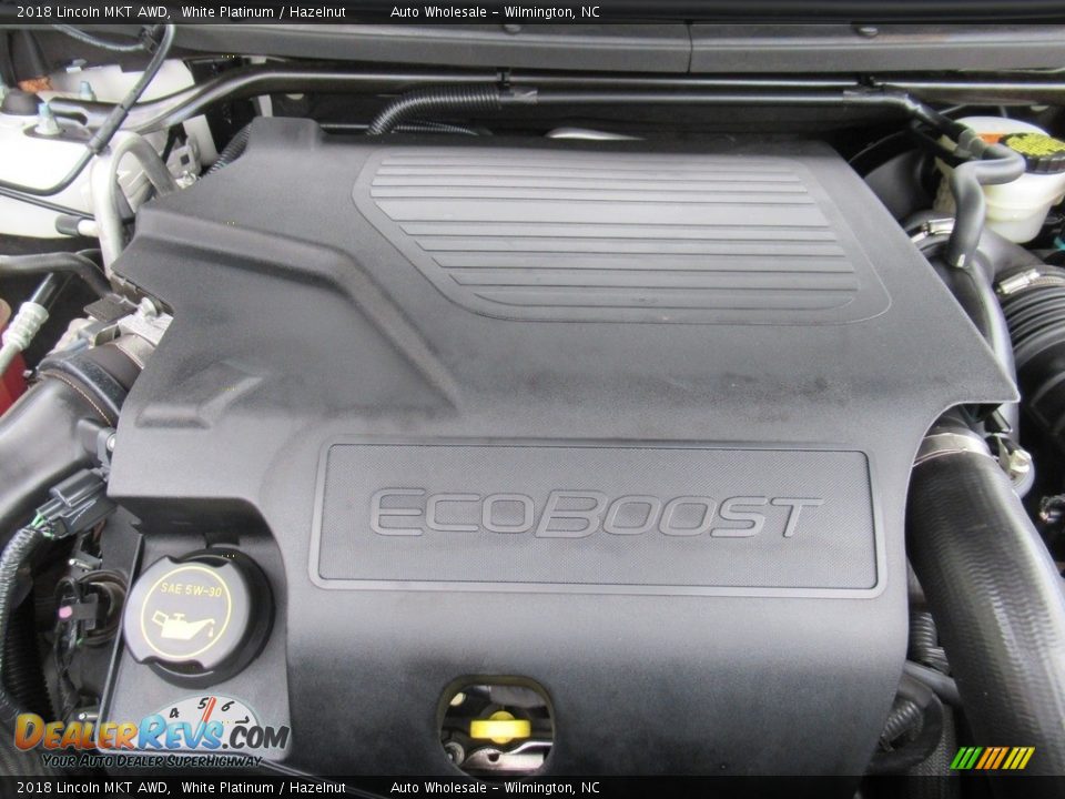 2018 Lincoln MKT AWD White Platinum / Hazelnut Photo #6