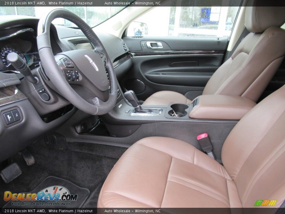 2018 Lincoln MKT AWD White Platinum / Hazelnut Photo #9
