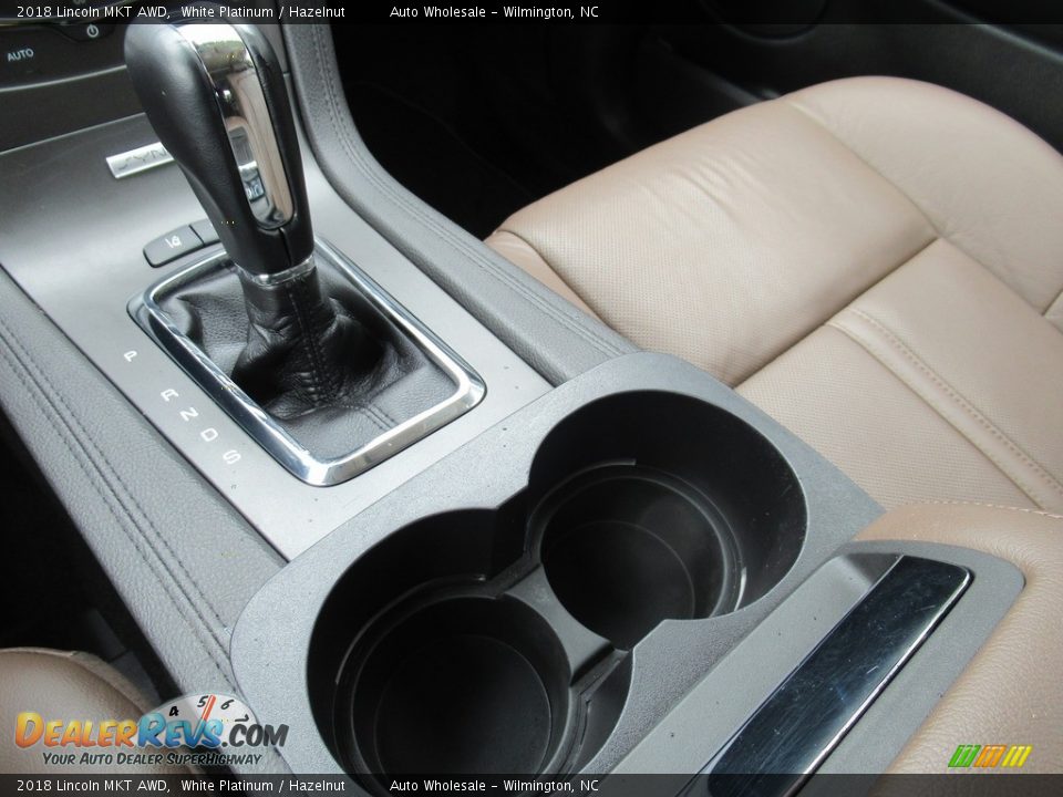 2018 Lincoln MKT AWD White Platinum / Hazelnut Photo #19