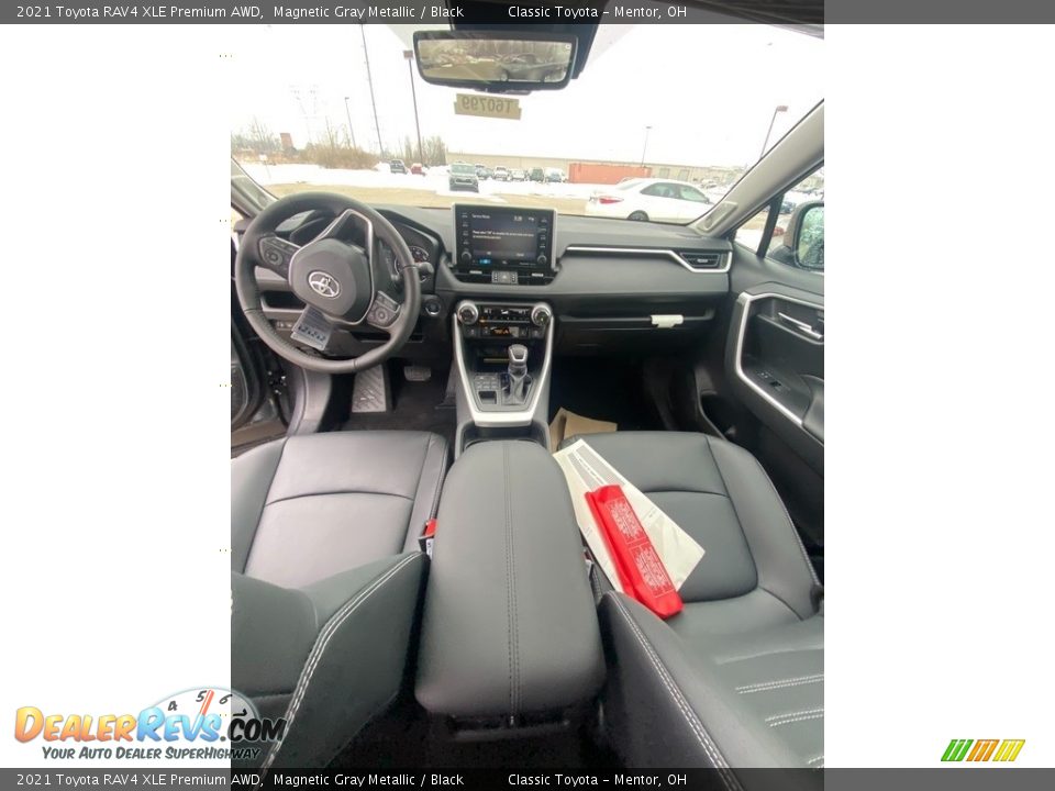 2021 Toyota RAV4 XLE Premium AWD Magnetic Gray Metallic / Black Photo #4