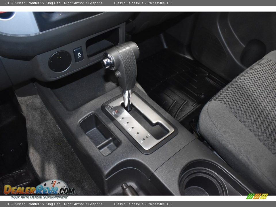 2014 Nissan Frontier SV King Cab Shifter Photo #13