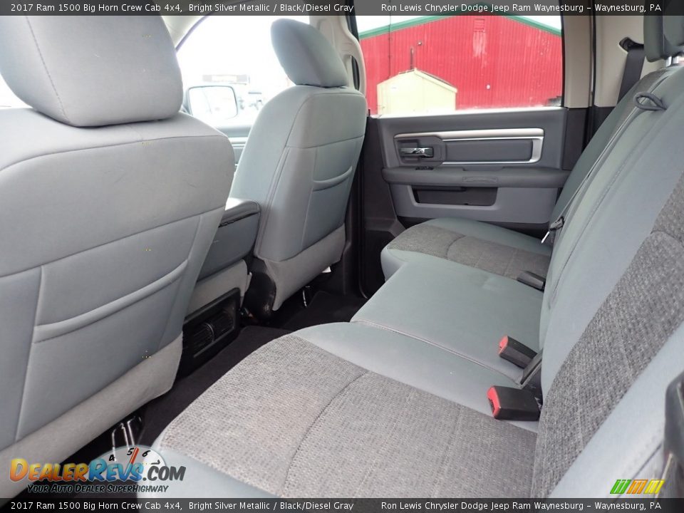 2017 Ram 1500 Big Horn Crew Cab 4x4 Bright Silver Metallic / Black/Diesel Gray Photo #12