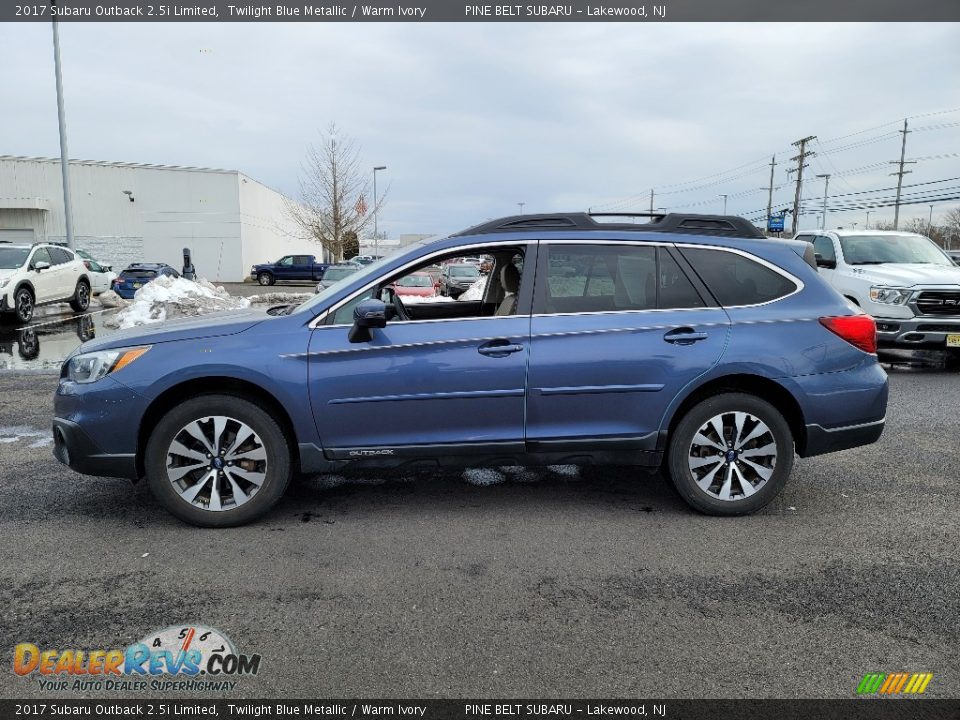 2017 Subaru Outback 2.5i Limited Twilight Blue Metallic / Warm Ivory Photo #17