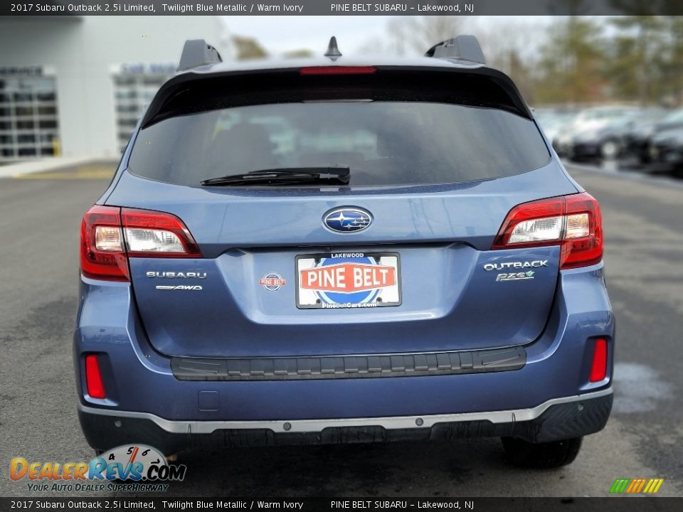 2017 Subaru Outback 2.5i Limited Twilight Blue Metallic / Warm Ivory Photo #19