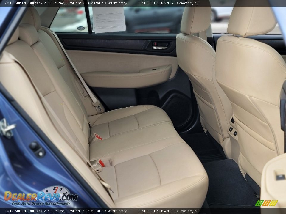 2017 Subaru Outback 2.5i Limited Twilight Blue Metallic / Warm Ivory Photo #27