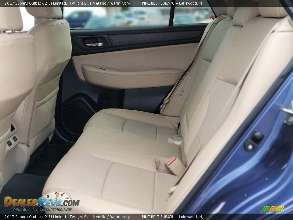 2017 Subaru Outback 2.5i Limited Twilight Blue Metallic / Warm Ivory Photo #33