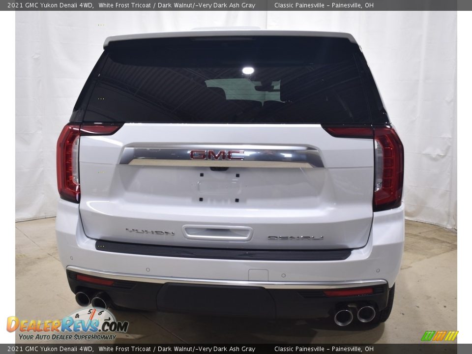 2021 GMC Yukon Denali 4WD White Frost Tricoat / Dark Walnut/­Very Dark Ash Gray Photo #3