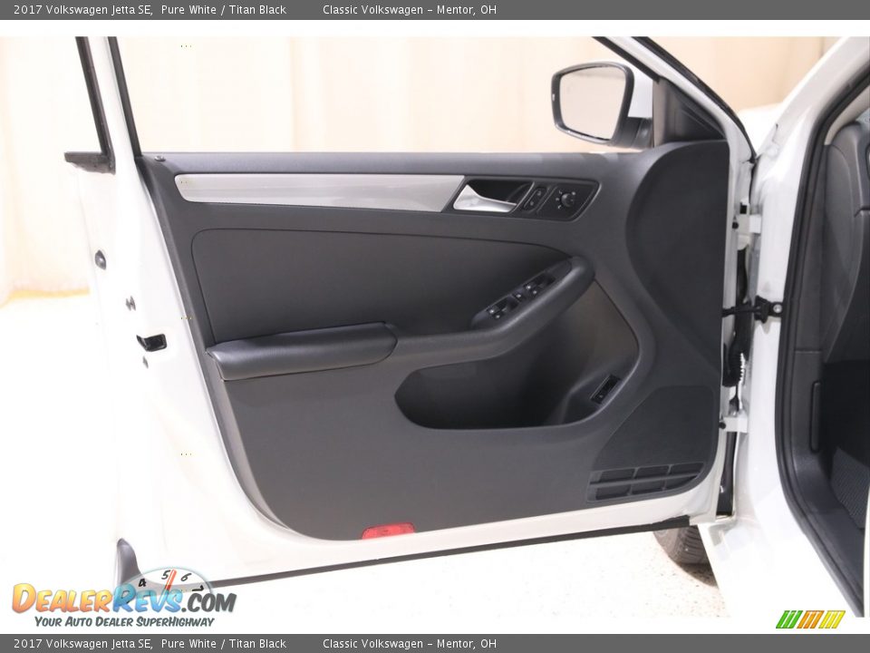 2017 Volkswagen Jetta SE Pure White / Titan Black Photo #4