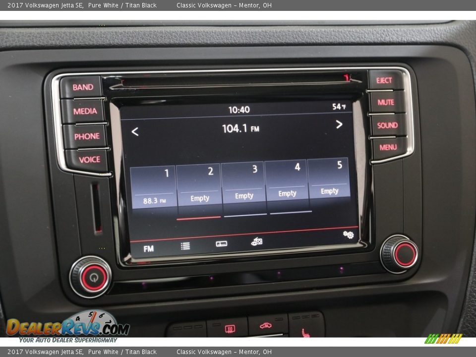 2017 Volkswagen Jetta SE Pure White / Titan Black Photo #8