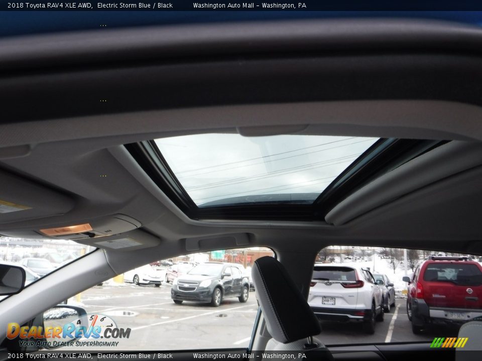 2018 Toyota RAV4 XLE AWD Electric Storm Blue / Black Photo #11