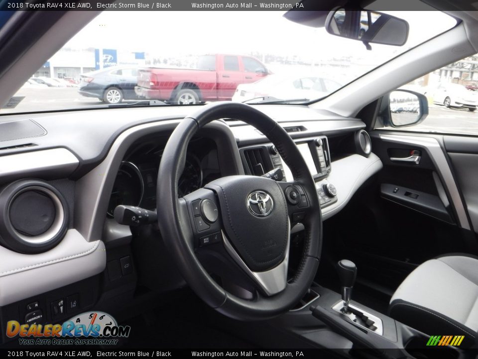 2018 Toyota RAV4 XLE AWD Electric Storm Blue / Black Photo #12