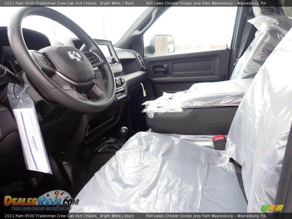 2021 Ram 4500 Tradesman Crew Cab 4x4 Chassis Bright White / Black Photo #13