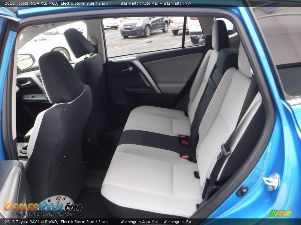 2018 Toyota RAV4 XLE AWD Electric Storm Blue / Black Photo #28