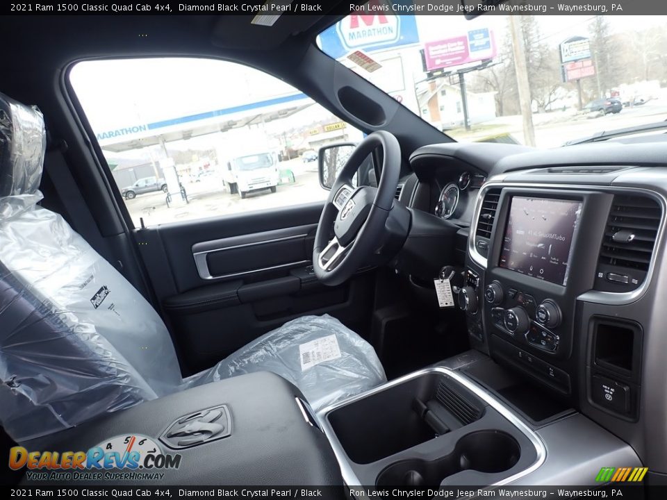 2021 Ram 1500 Classic Quad Cab 4x4 Diamond Black Crystal Pearl / Black Photo #11