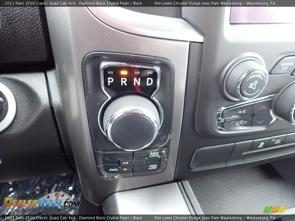 2021 Ram 1500 Classic Quad Cab 4x4 Diamond Black Crystal Pearl / Black Photo #20