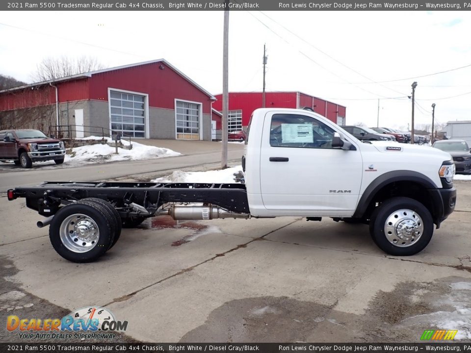 Bright White 2021 Ram 5500 Tradesman Regular Cab 4x4 Chassis Photo #7