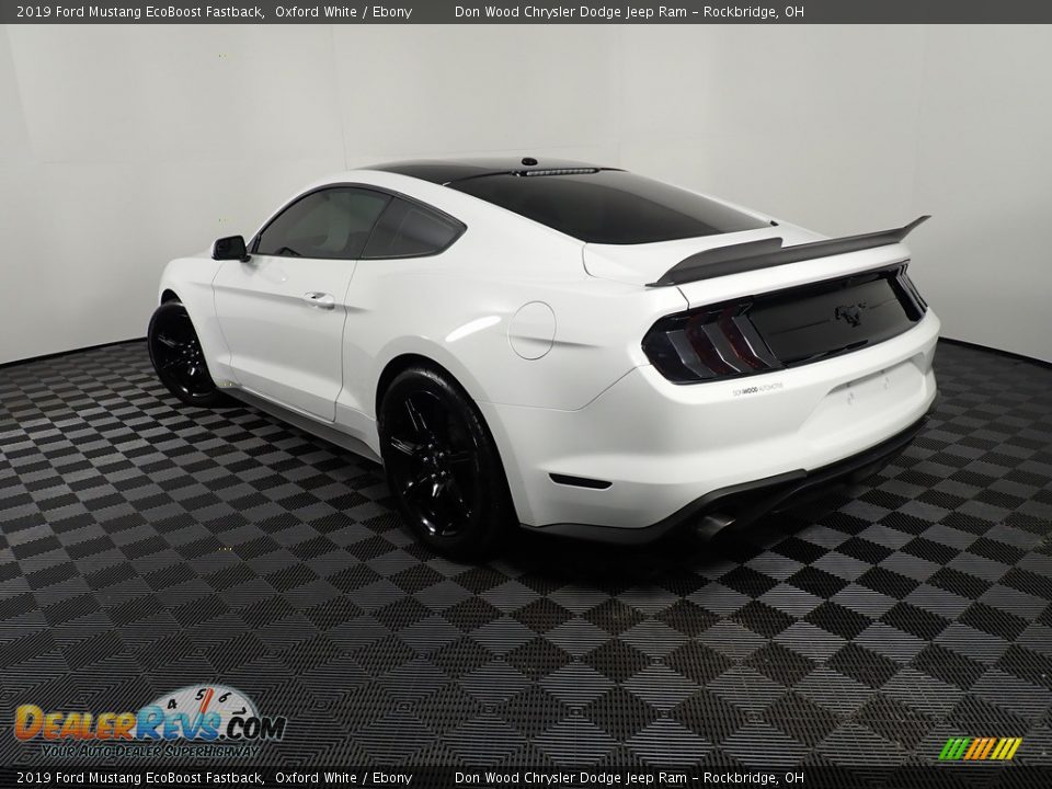 2019 Ford Mustang EcoBoost Fastback Oxford White / Ebony Photo #11