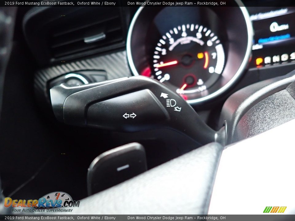 2019 Ford Mustang EcoBoost Fastback Oxford White / Ebony Photo #29