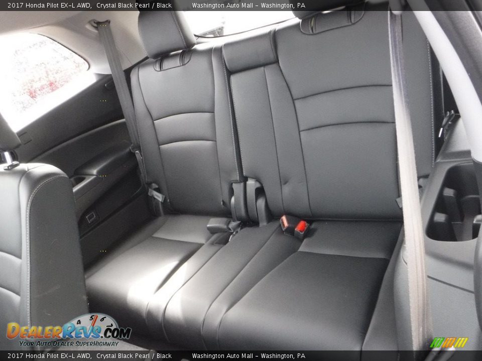 2017 Honda Pilot EX-L AWD Crystal Black Pearl / Black Photo #30