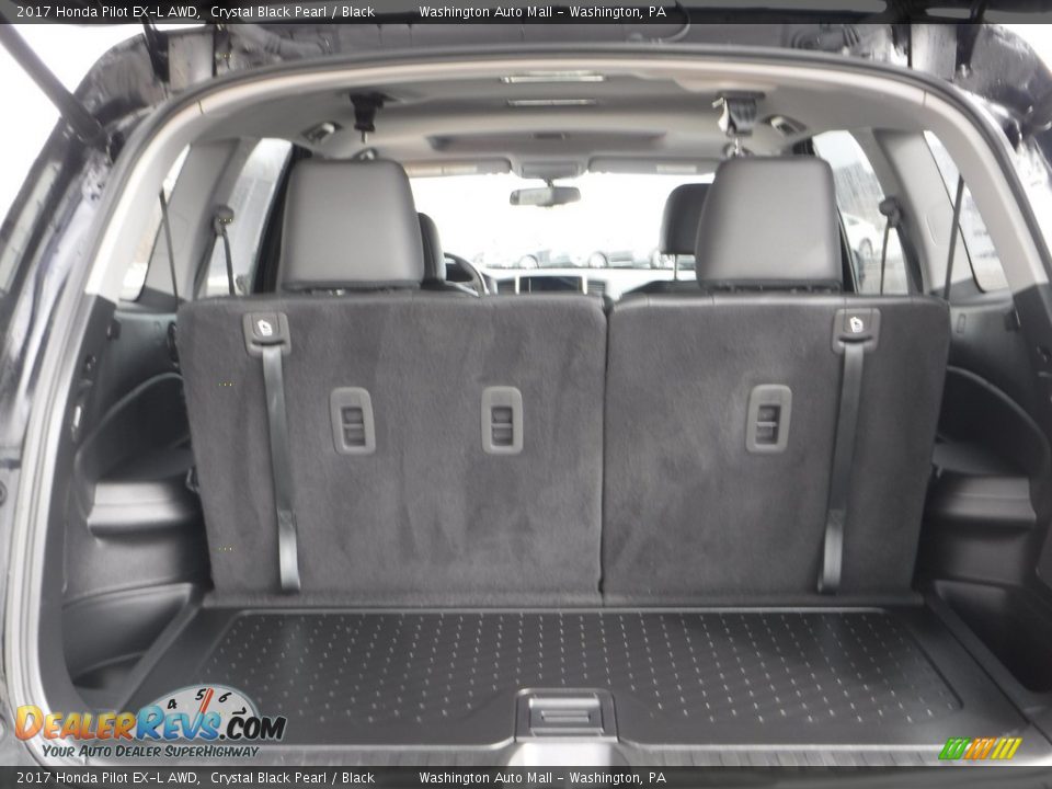 2017 Honda Pilot EX-L AWD Crystal Black Pearl / Black Photo #31