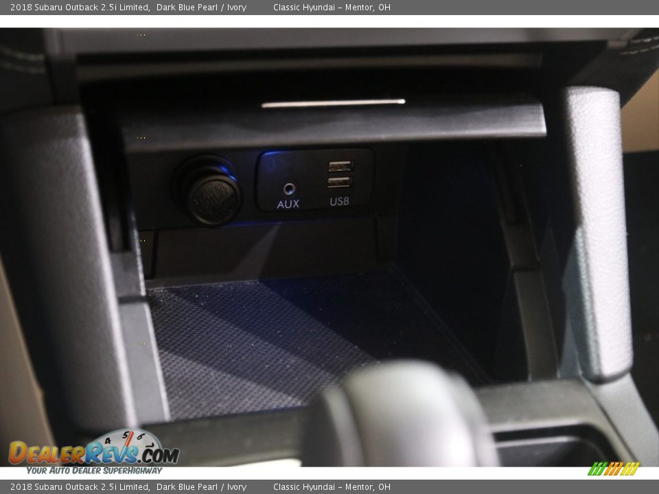 2018 Subaru Outback 2.5i Limited Dark Blue Pearl / Ivory Photo #15