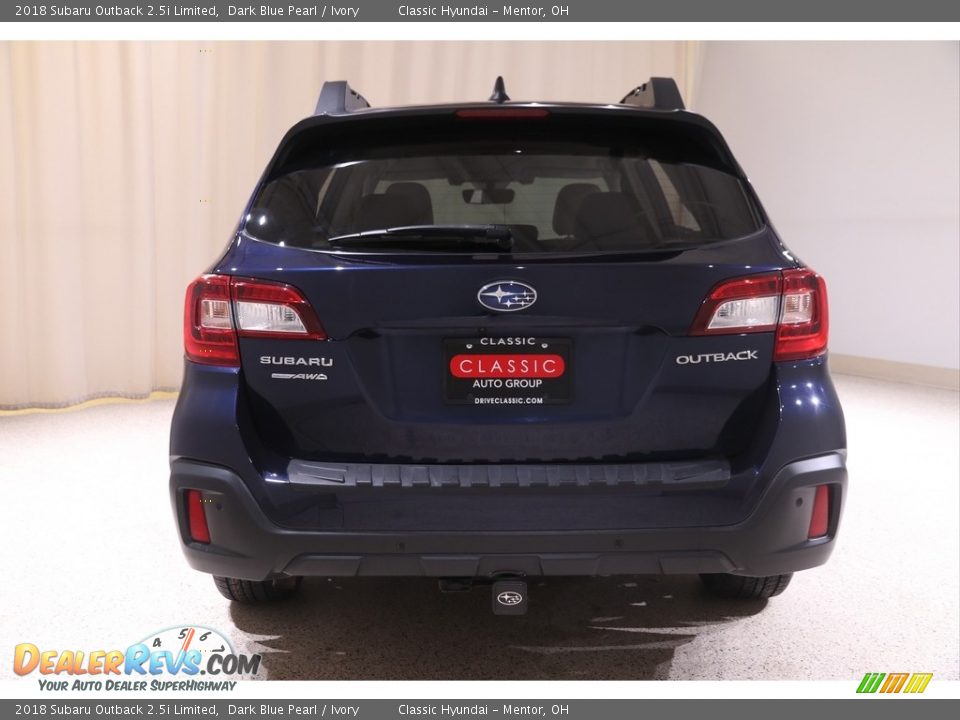 2018 Subaru Outback 2.5i Limited Dark Blue Pearl / Ivory Photo #20