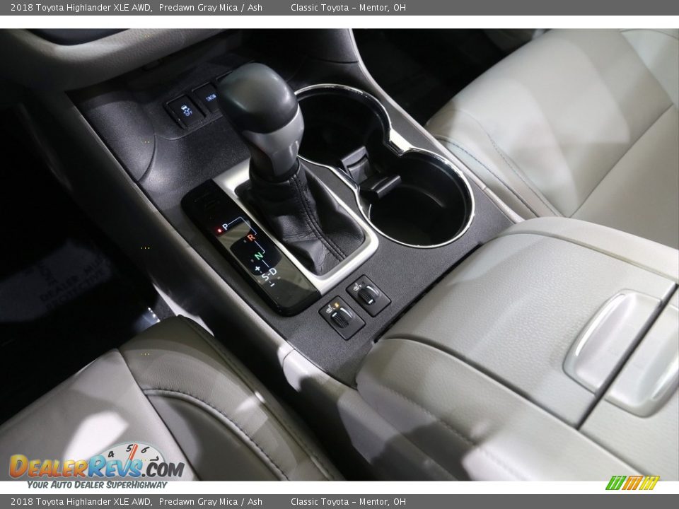 2018 Toyota Highlander XLE AWD Predawn Gray Mica / Ash Photo #15