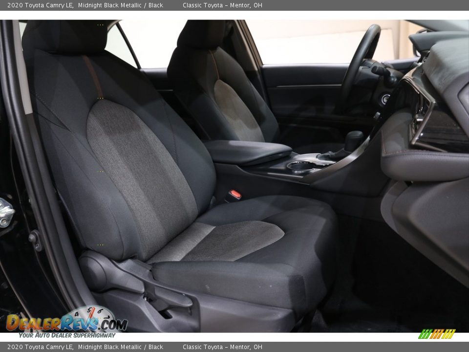2020 Toyota Camry LE Midnight Black Metallic / Black Photo #14